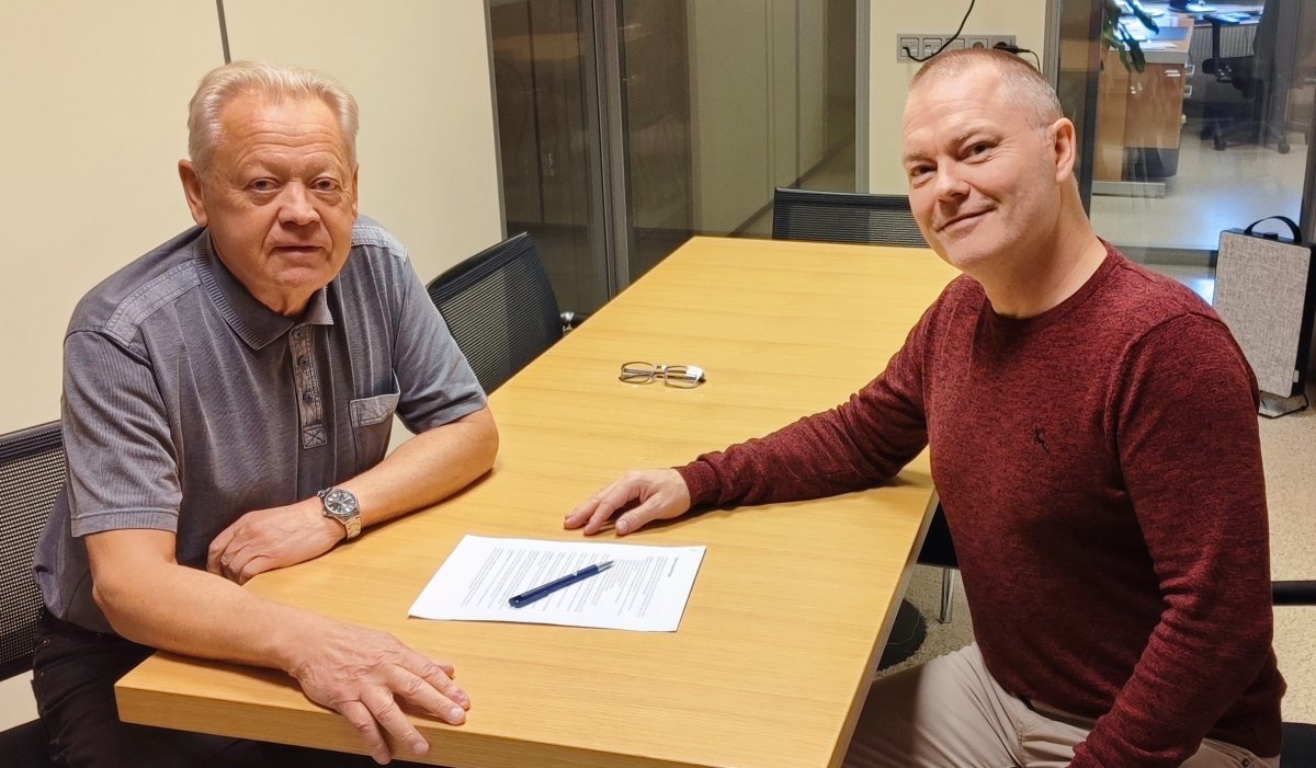 Þjónustusamningur undirritaður